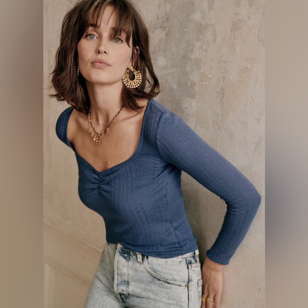 Sezane Mara Long-Sleeved Tee Shirt in Denim Blue, Size S